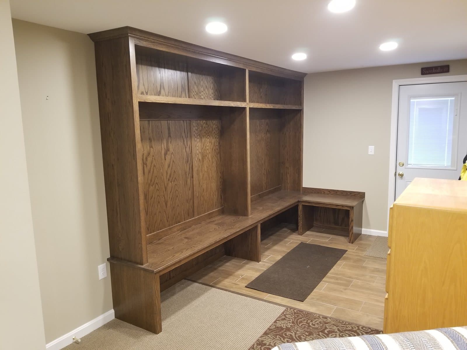 Mudroom bench and locker unit